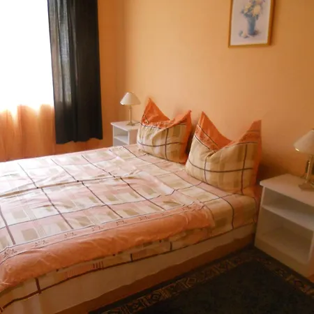 Luna Apartmanhaz Daire *