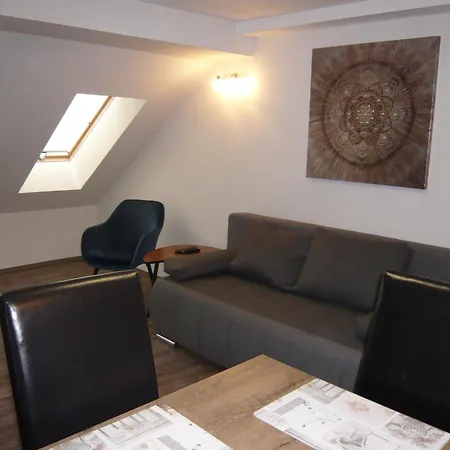 Luna Apartmanhaz * Siofok