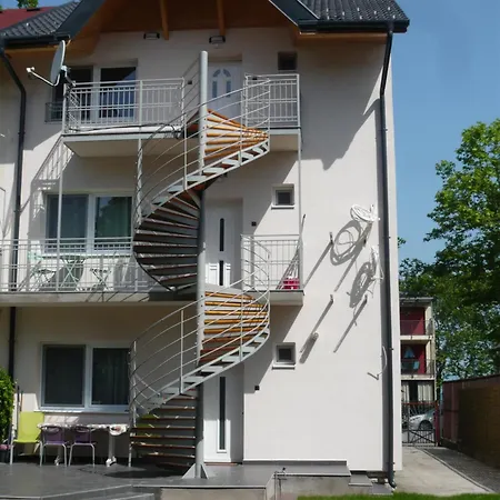 Luna Apartmanhaz