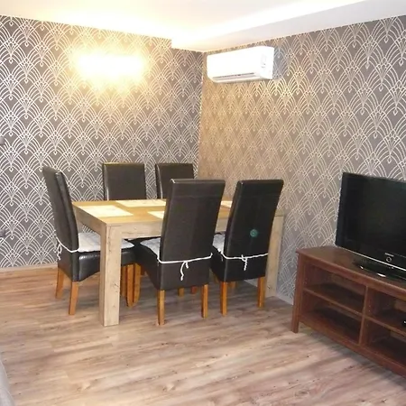Luna Apartmanhaz Daire