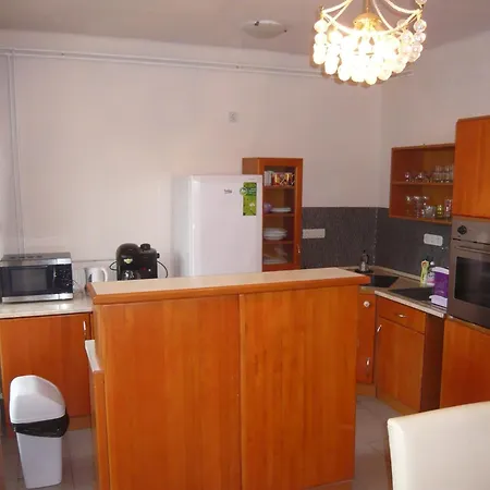 Luna Apartmanhaz Apartman Siófok